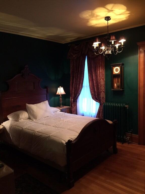 w.c lipe Sold! See what new owner plans for Syracuse's Mansion (and how much he bid at auction) WC Lipe Mansion, Syracuse: Hotel