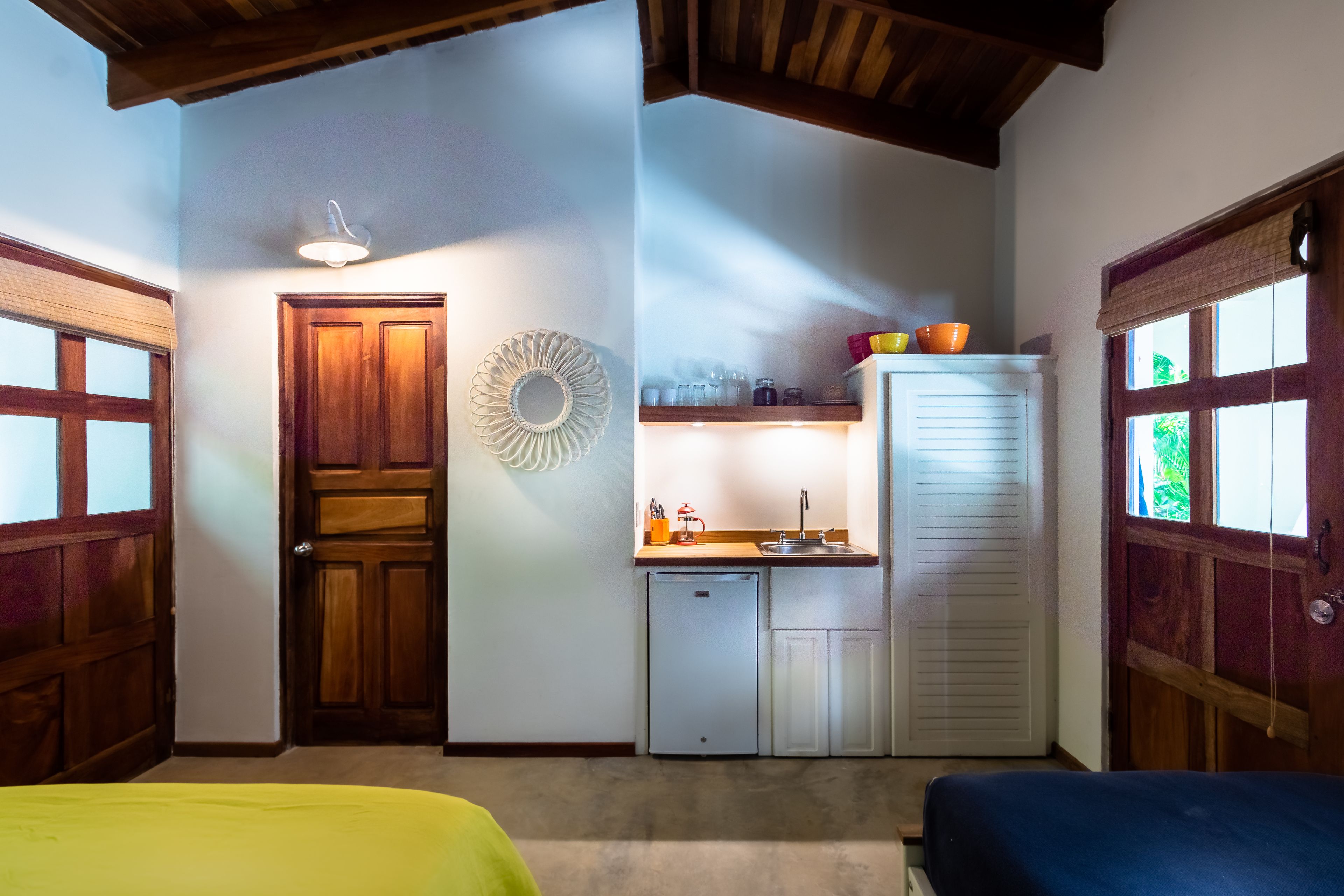 classic room | private kitchenette | fridge, coffee/tea maker, electric kettle, cookware/dishes/utensils