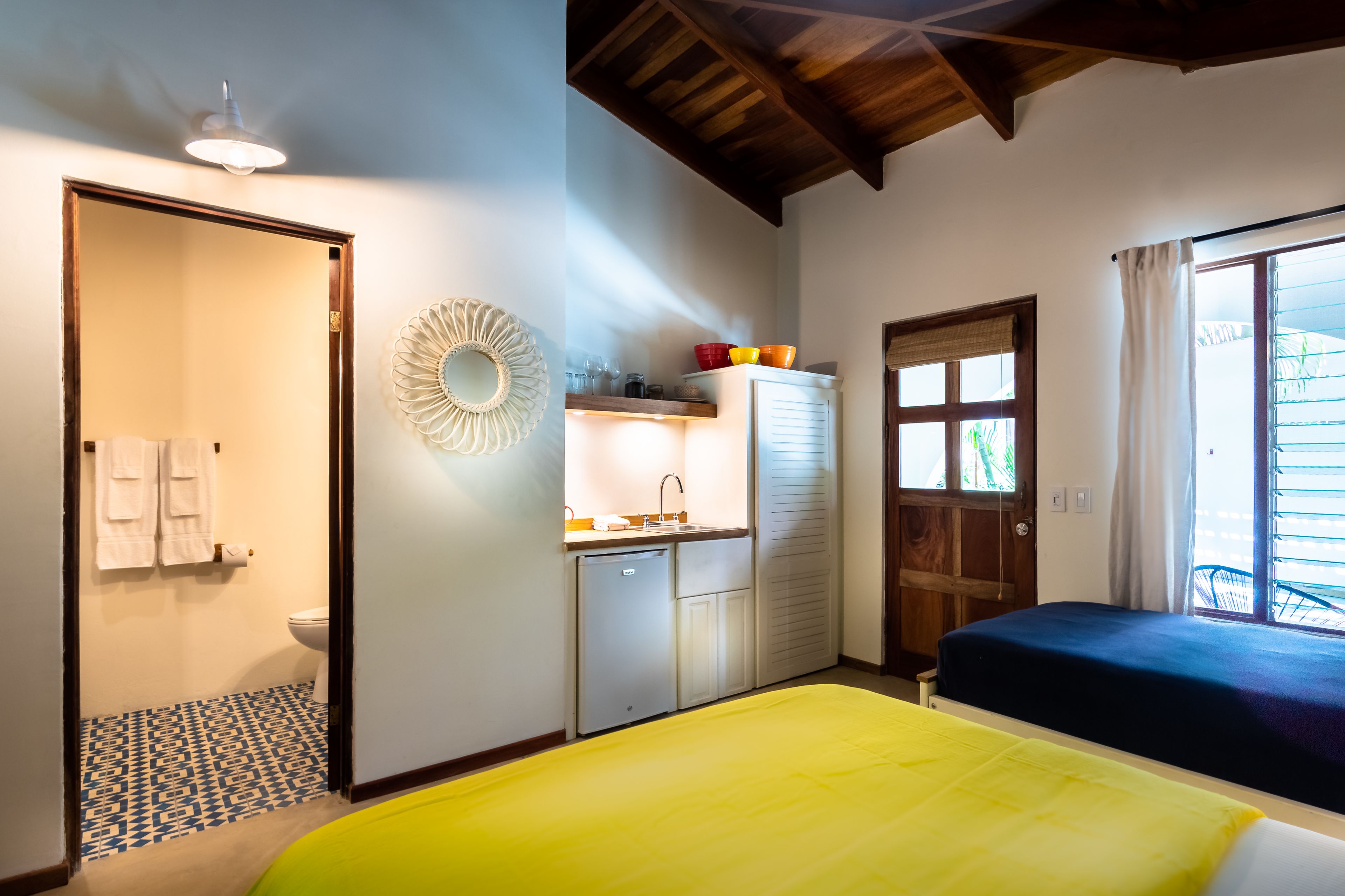 classic room | 8 bedrooms, pillow-top beds, in-room safe, iron/ironing board