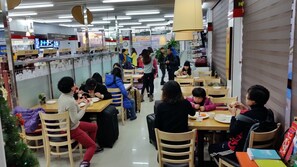 Lobby lounge - Hotel Hanlimhang (Jeju City)