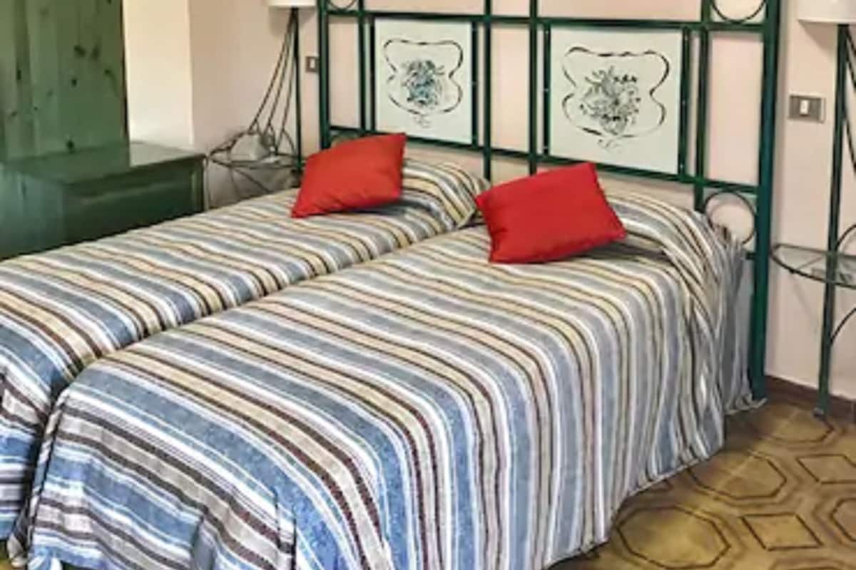 Economy Twin kamer | Luxe beddengoed, een bureau, gratis wifi, beddengoed