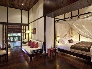 Premium bedding, minibar, in-room safe, desk - 3 Nagas Hotel Luang Prabang - MGallery Collection (Luang Prabang)