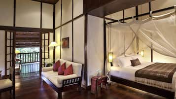 Ropa de cama de alta calidad y minibar