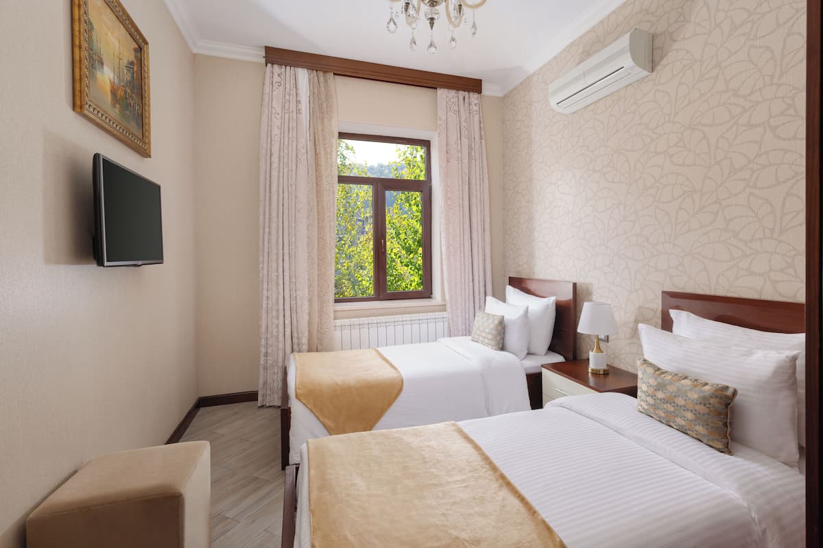 1 bedroom, minibar, in-room safe, desk