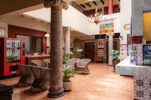 Lobby - Hotel El Carmen - Morelia (Morelia)