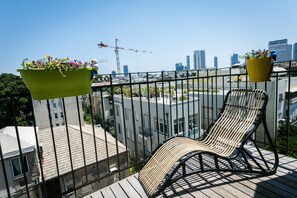 Superior Apartment, 1 Bedroom (Hess 8) | View from room - Tel-Aviving Apartments (Tel Aviv)