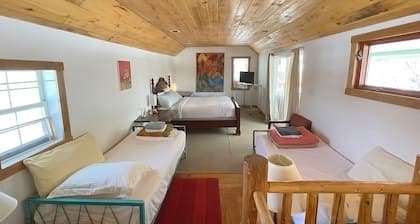 SnowMansion Taos Adventure Lodge