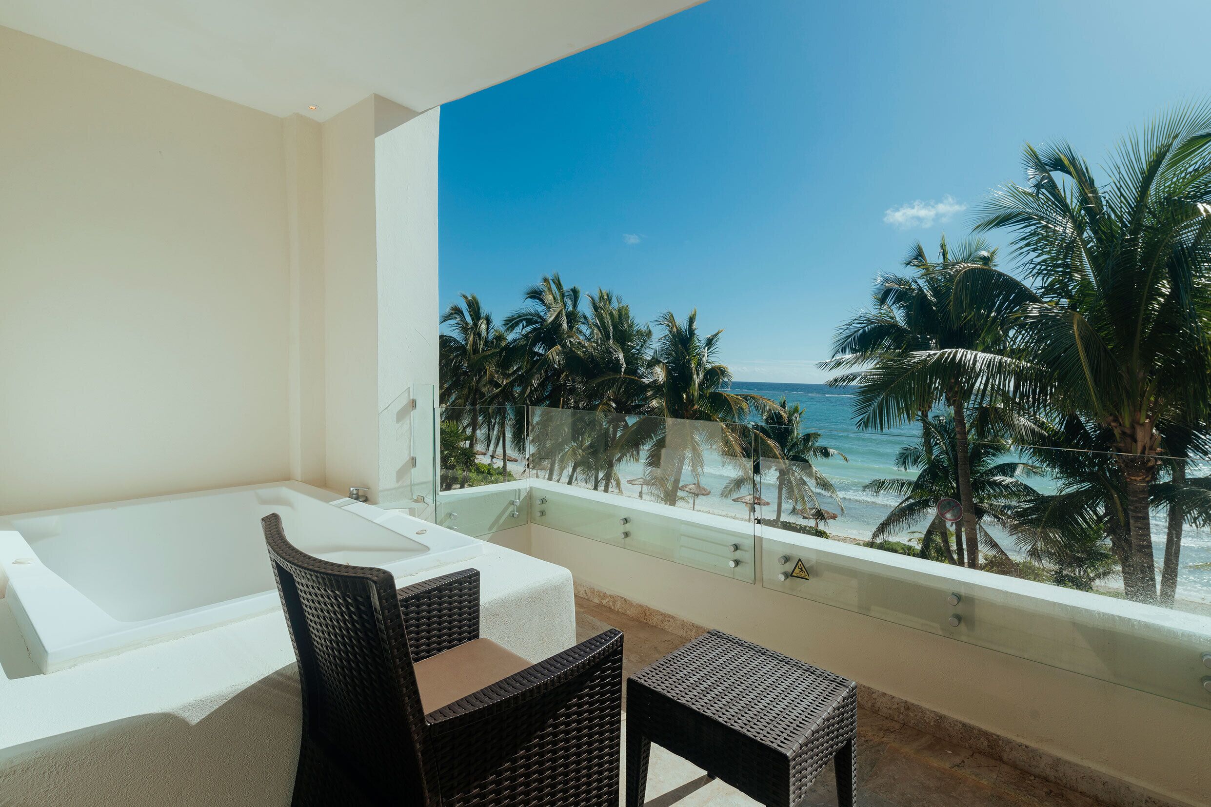 Junior Suite Premium Ocen Front | Terrace/patio