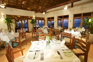 4 restaurants, lunch, dinner served; Mexican cuisine