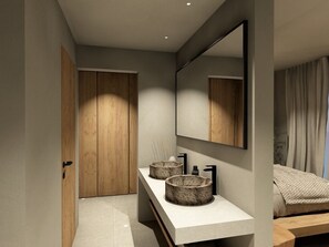 Maisonette suite | Bathroom | Shower, hair dryer, towels