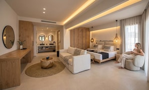 Superior suite | Caja de seguridad en la habitación, cortinas blackout y insonorización