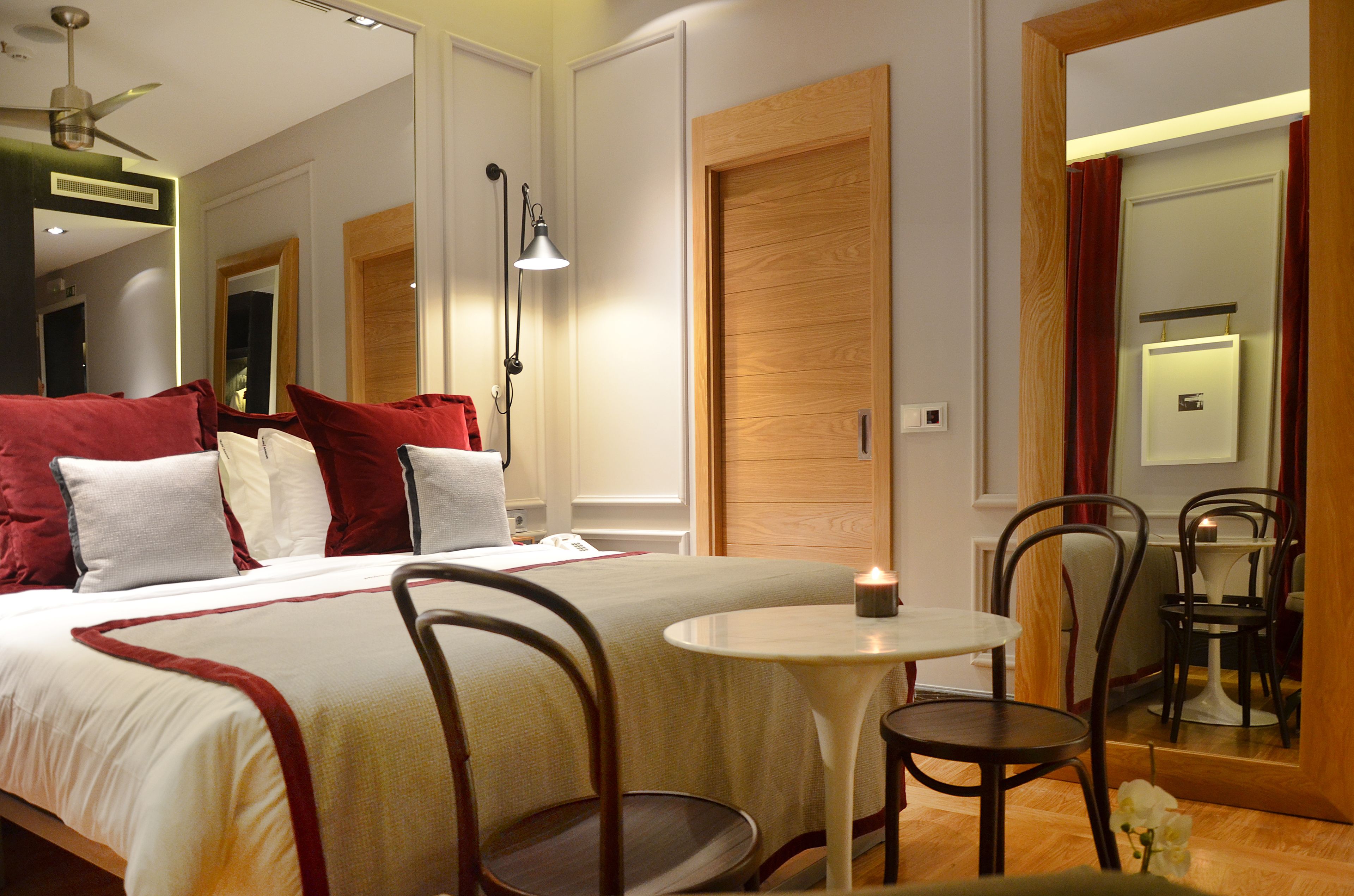 Foto - Browns Central Hotel