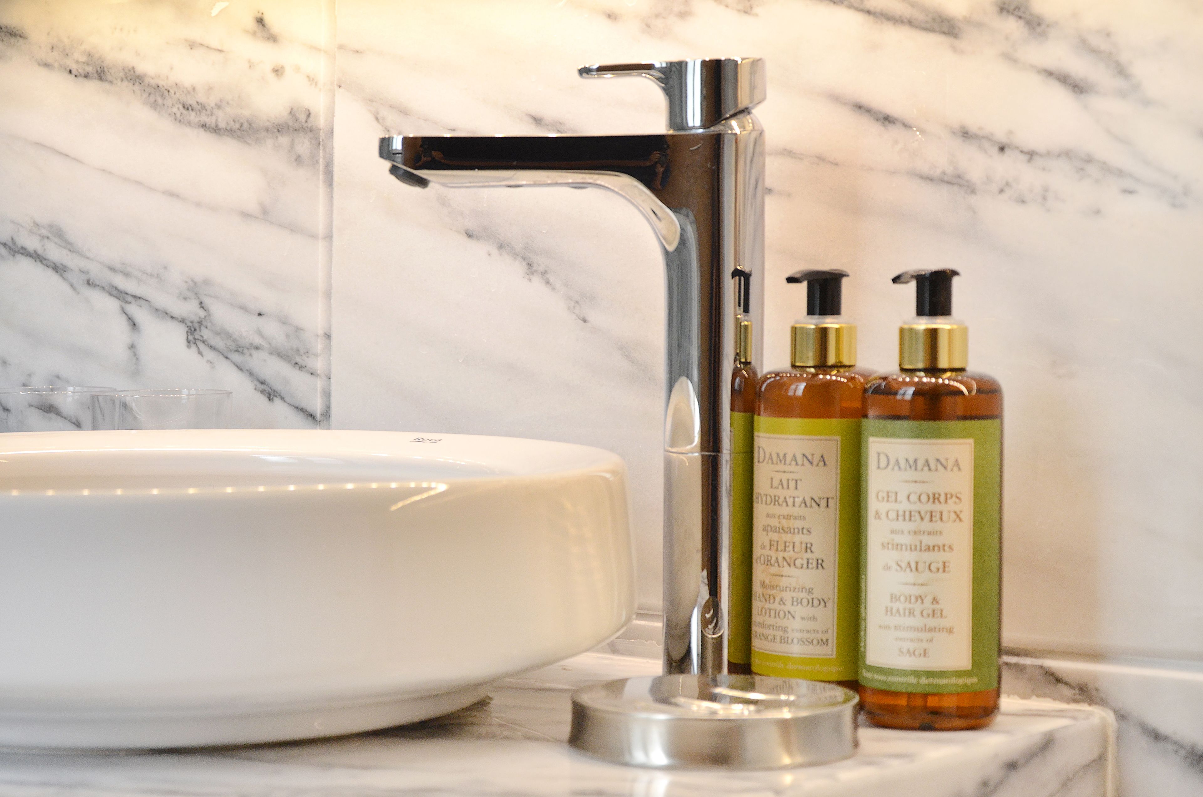 Foto - Browns Central Hotel