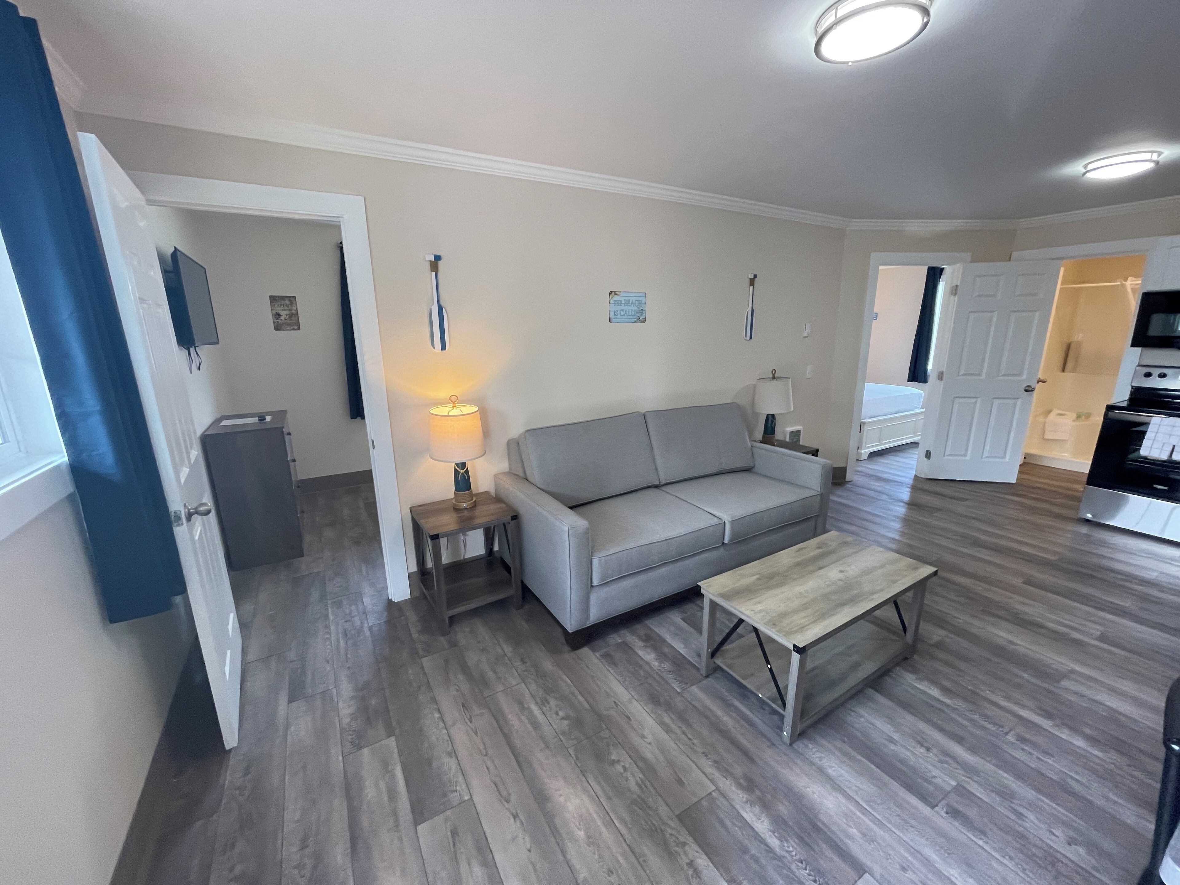 Family Suite, 2 Bedrooms, Non Smoking, Kitchen | Living area