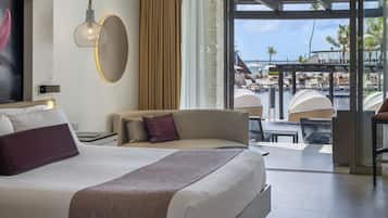Luxury Junior Suite Swim Out Diamond Club | 高級寢具、迷你吧、房內夾萬、獨特設計
