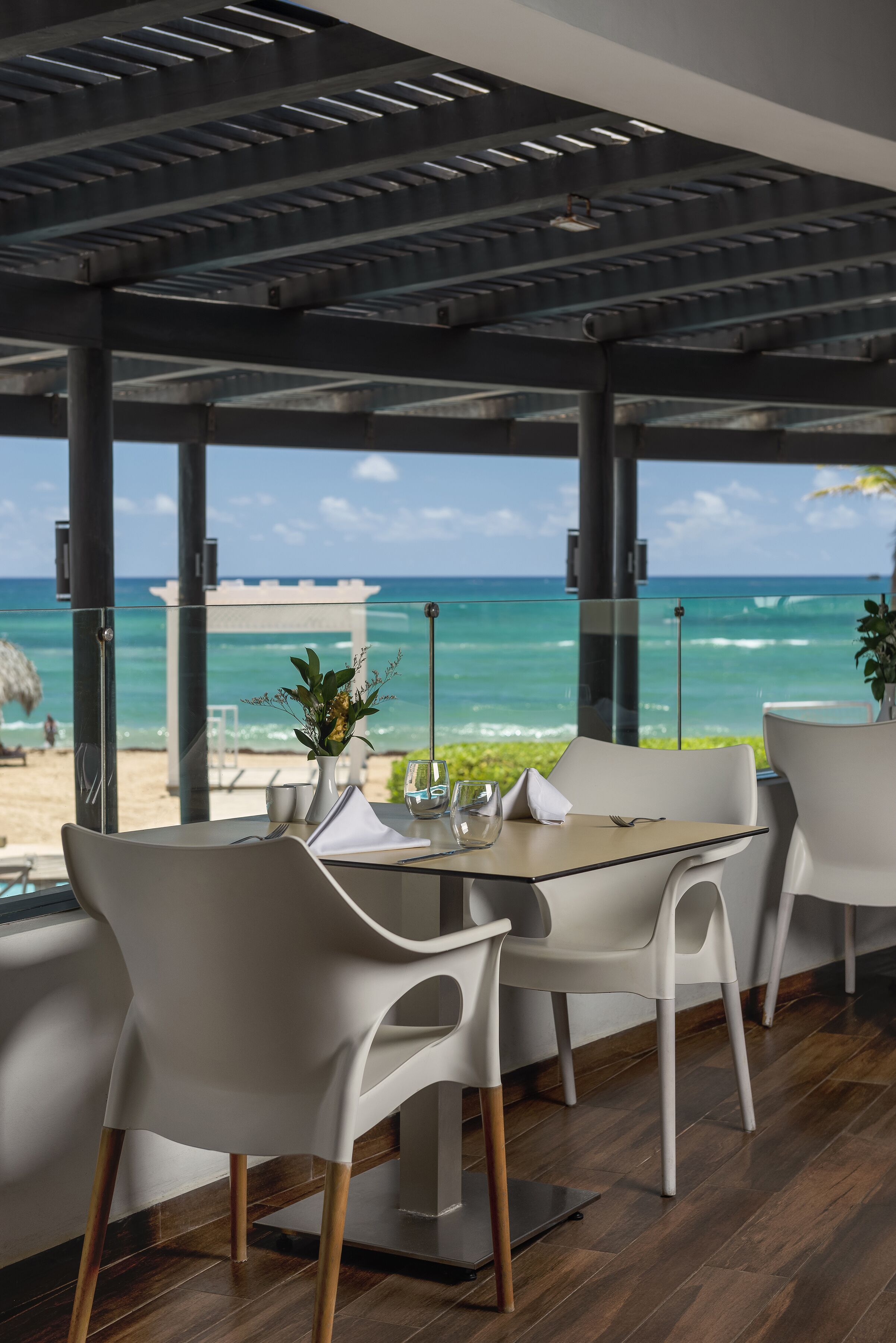 7 restaurants; ze serveren er ontbijt, lunch en diner 