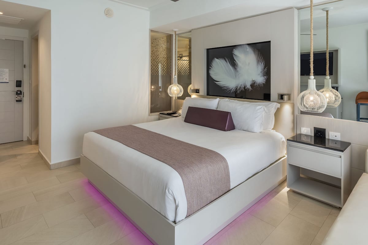 Premium bedding, minibar, in-room safe, individually decorated