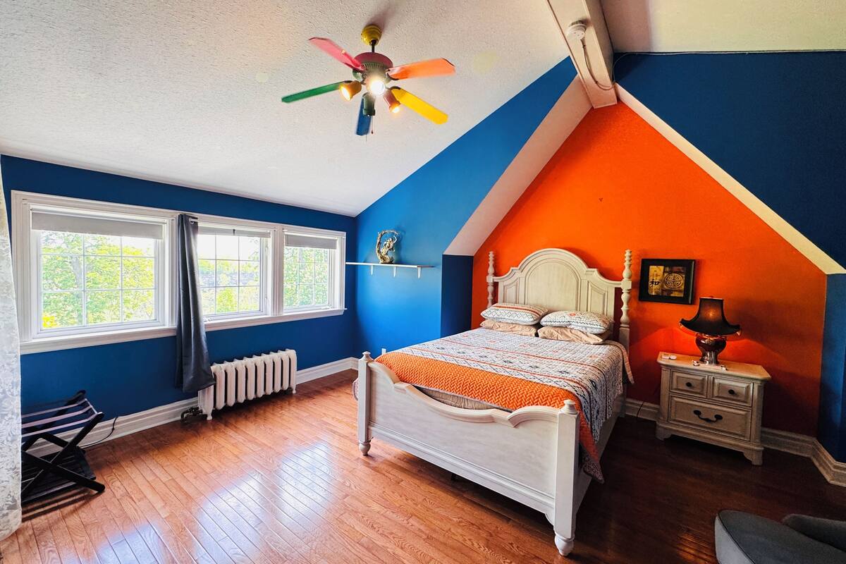 Comfort tweepersoonskamer | Individueel gedecoreerd, individueel gemeubileerd, gratis wifi