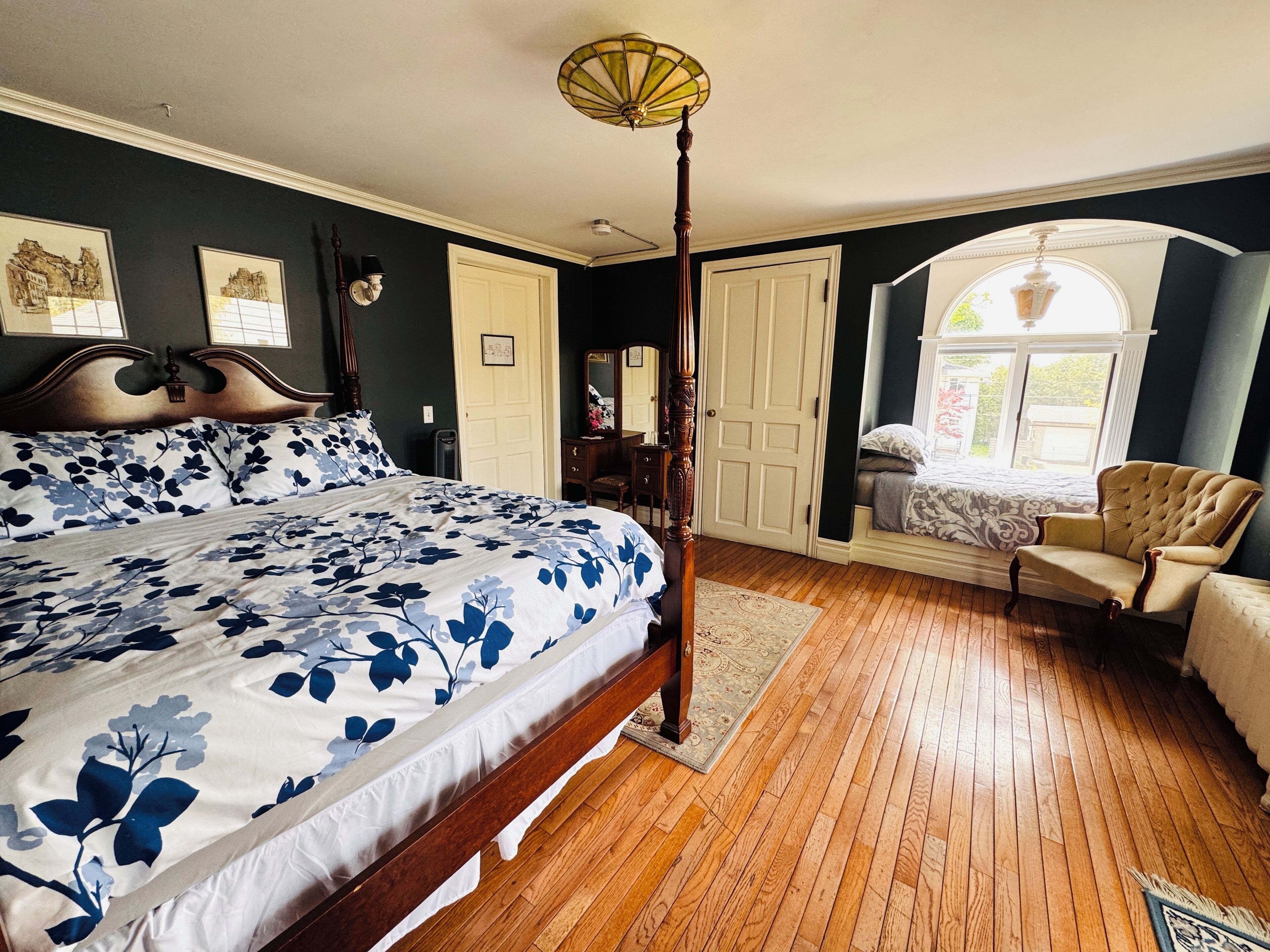 Classic Triple Room, Balcony