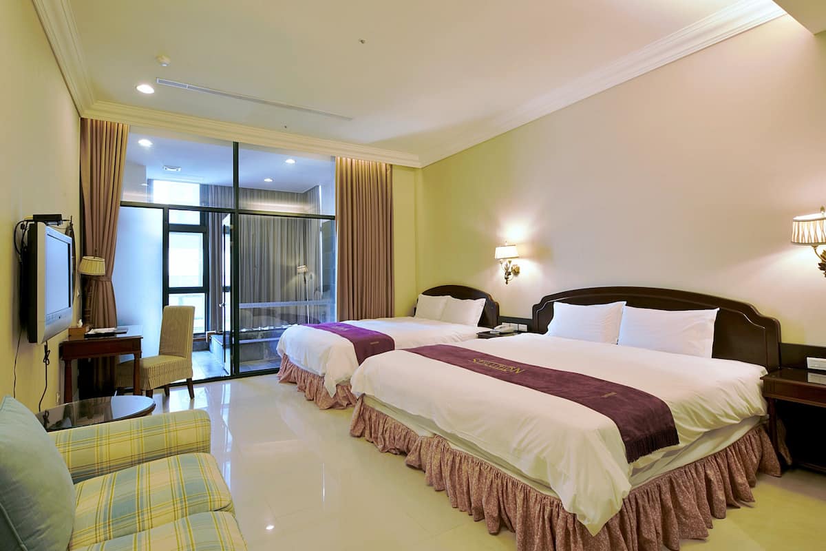 Superior Family Room | 1 bedroom, premium bedding, down duvets, pillow-top beds