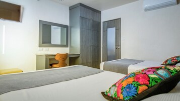 Suite sénior, cocina | Ropa de cama hipoalergénica, cortinas opacas, sistema de insonorización