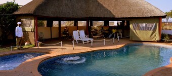 Wane Guest Lodge