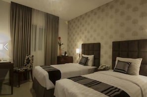 Minibar, in-room safe, free WiFi