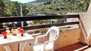 Studio (air conditioning) | Balcony