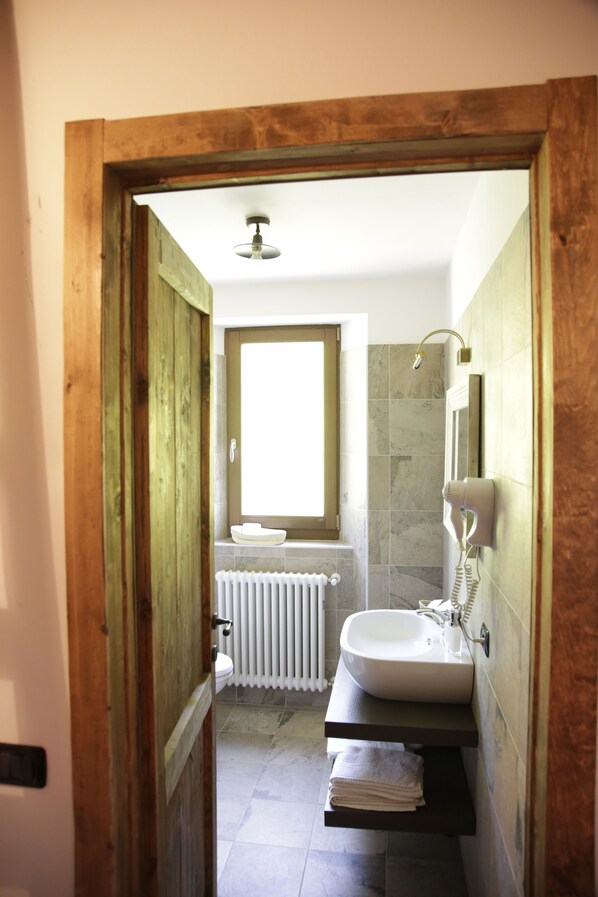 Bathroom - Agriturismo Le Radici (Blessagno)