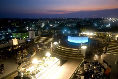 Kameo Grand Rayong Hotel & Serviced Apartments