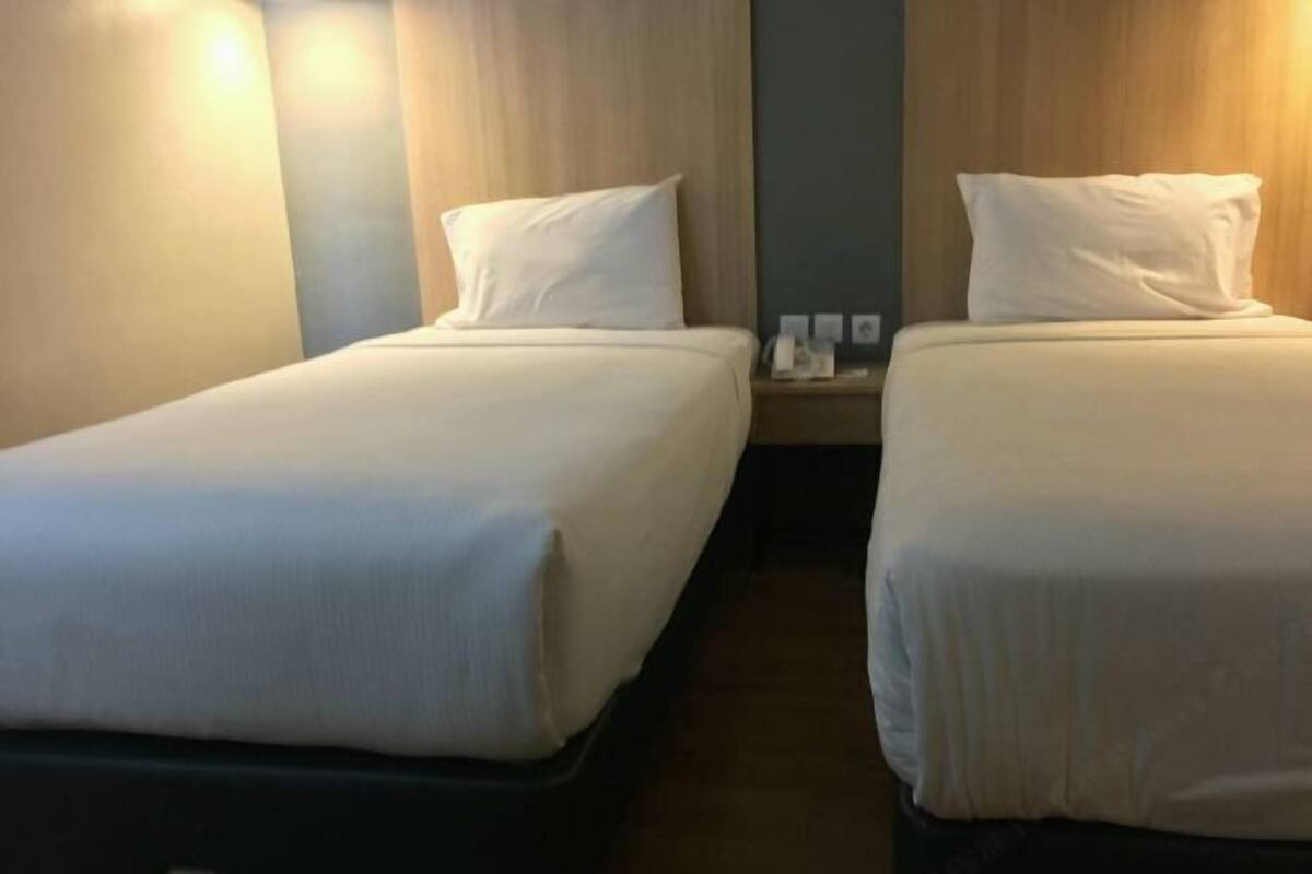 1 bedroom, in-room safe, desk, free WiFi