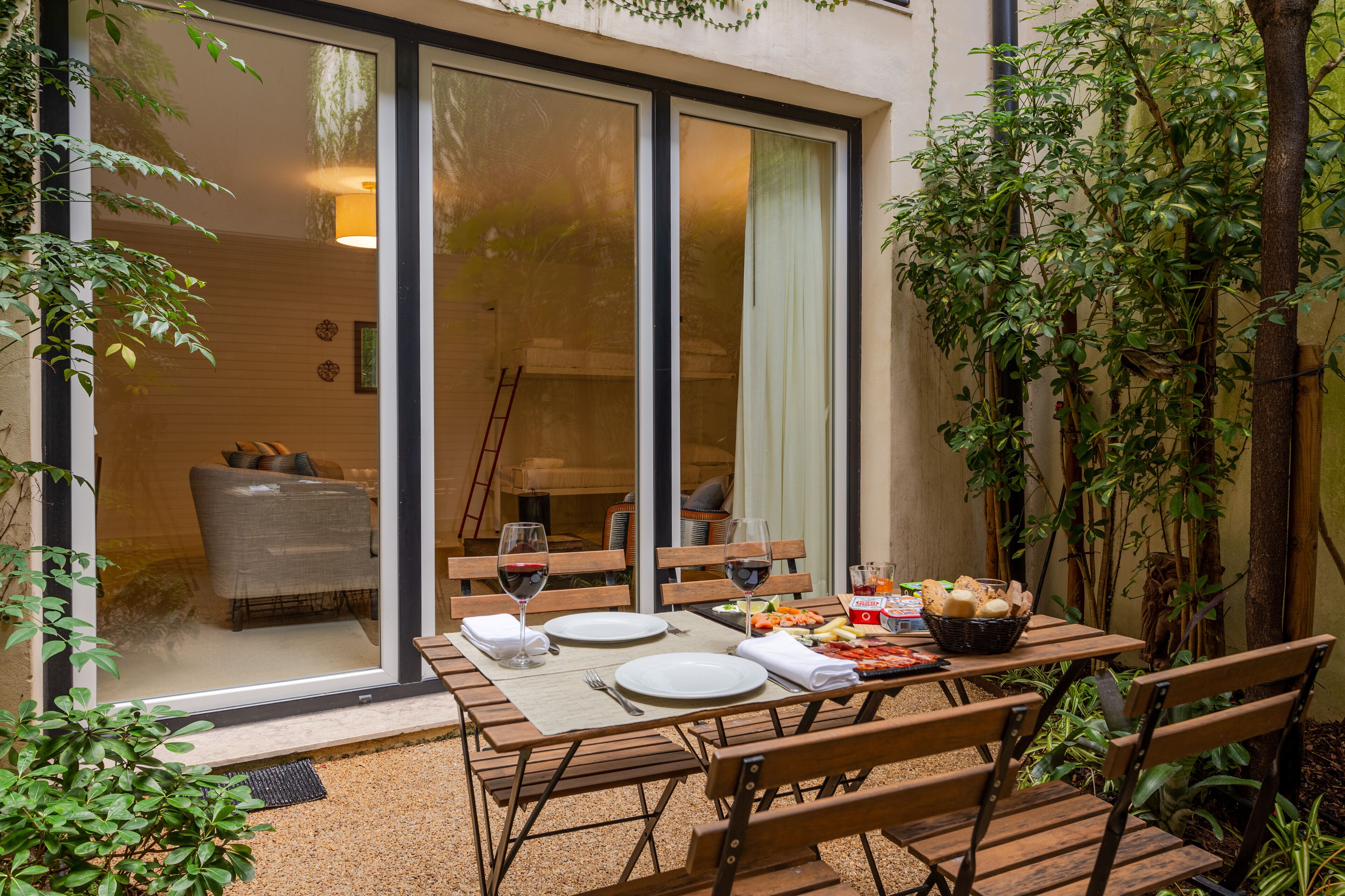 Premium Suite, Garden View | Terrace/patio