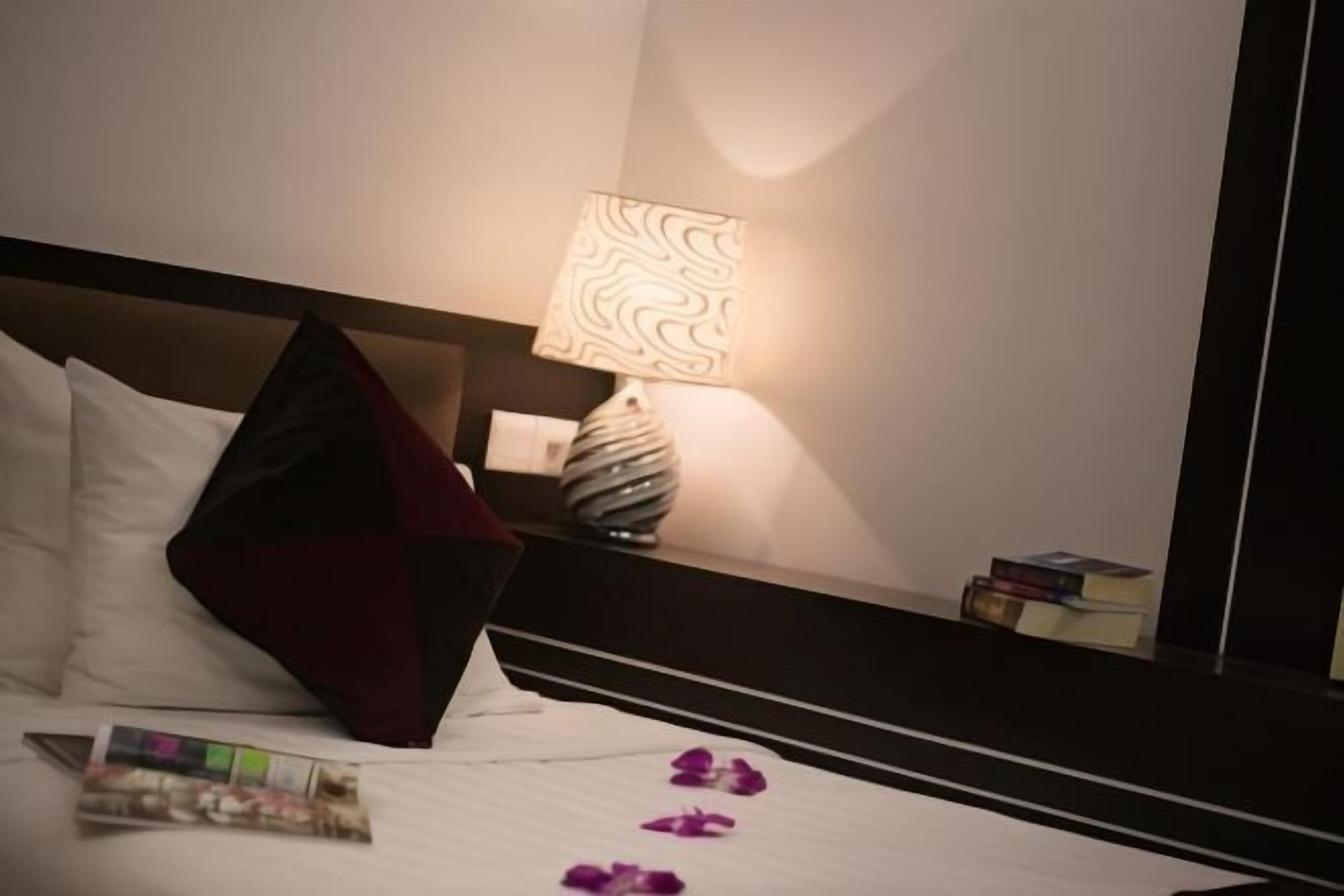 Minibar, in-room safe, desk, soundproofing