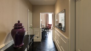 Living area - Cavalieri Palace Luxury Residences (Florence)