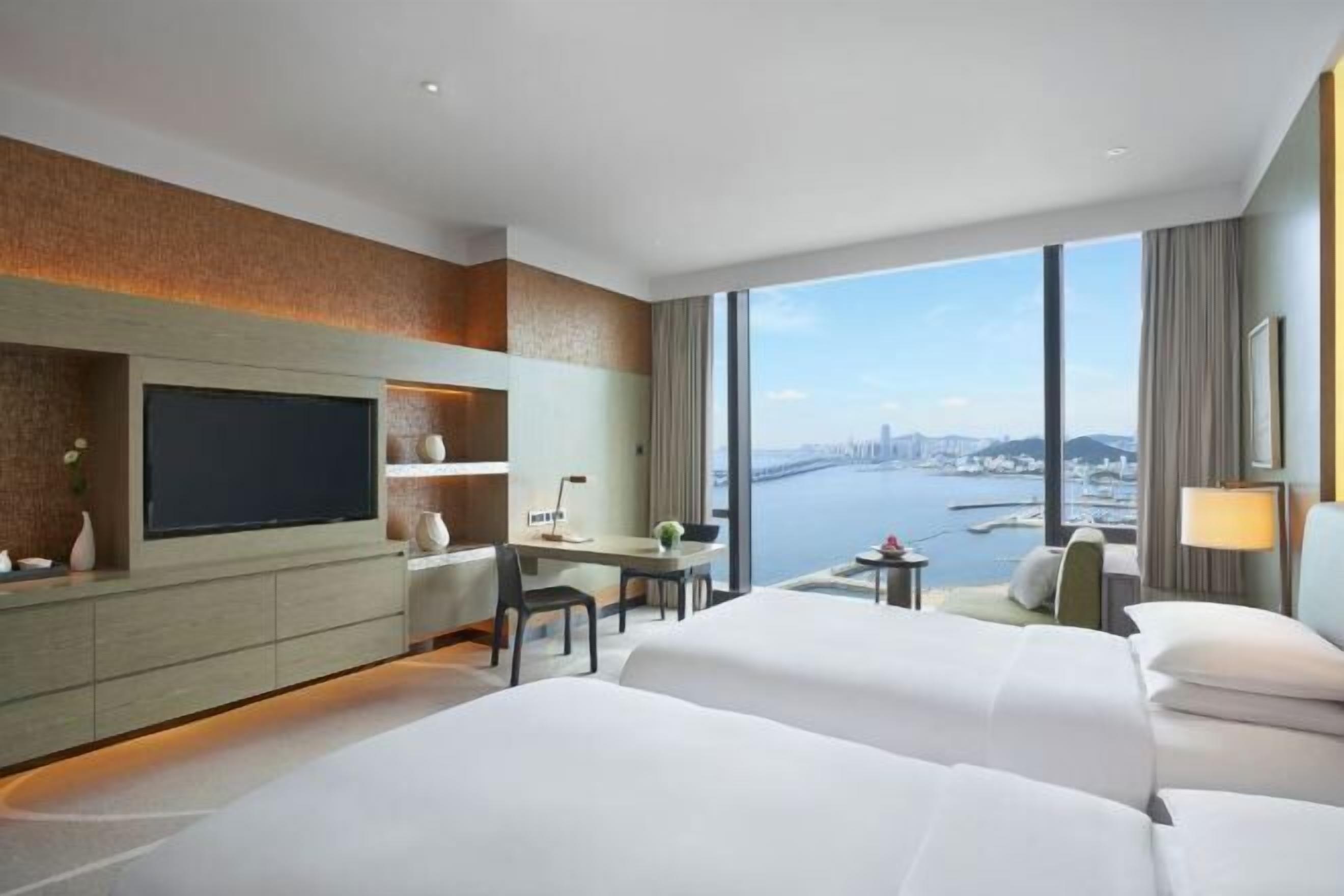 In-room safe, soundproofing, rollaway beds, free WiFi