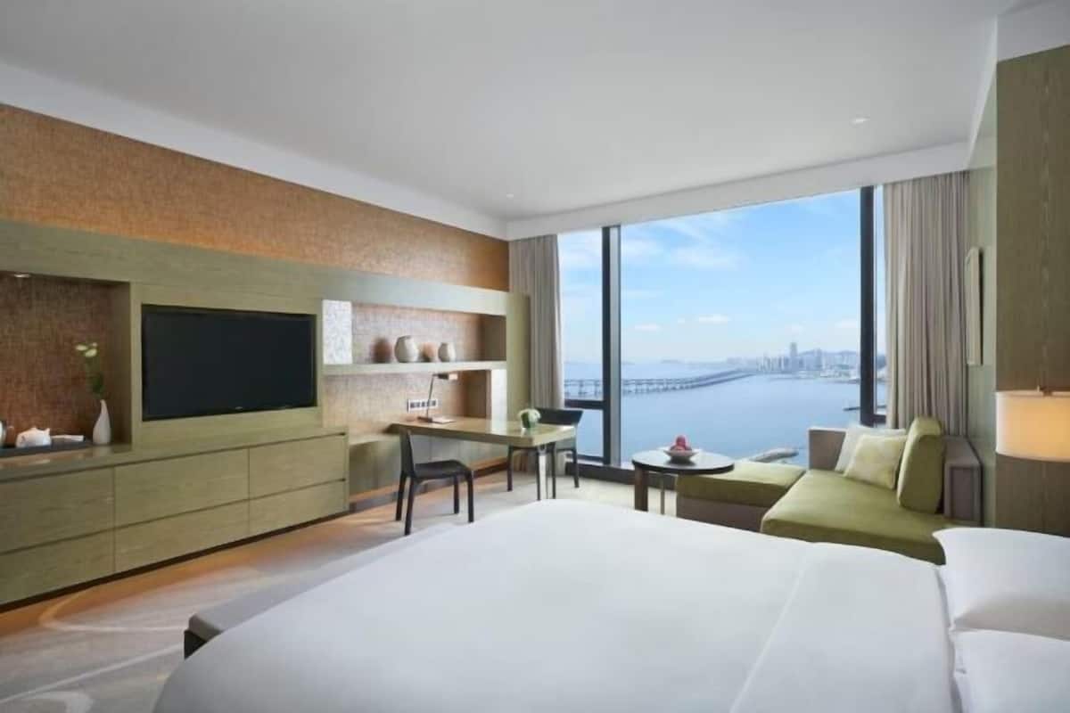 In-room safe, soundproofing, rollaway beds, free WiFi