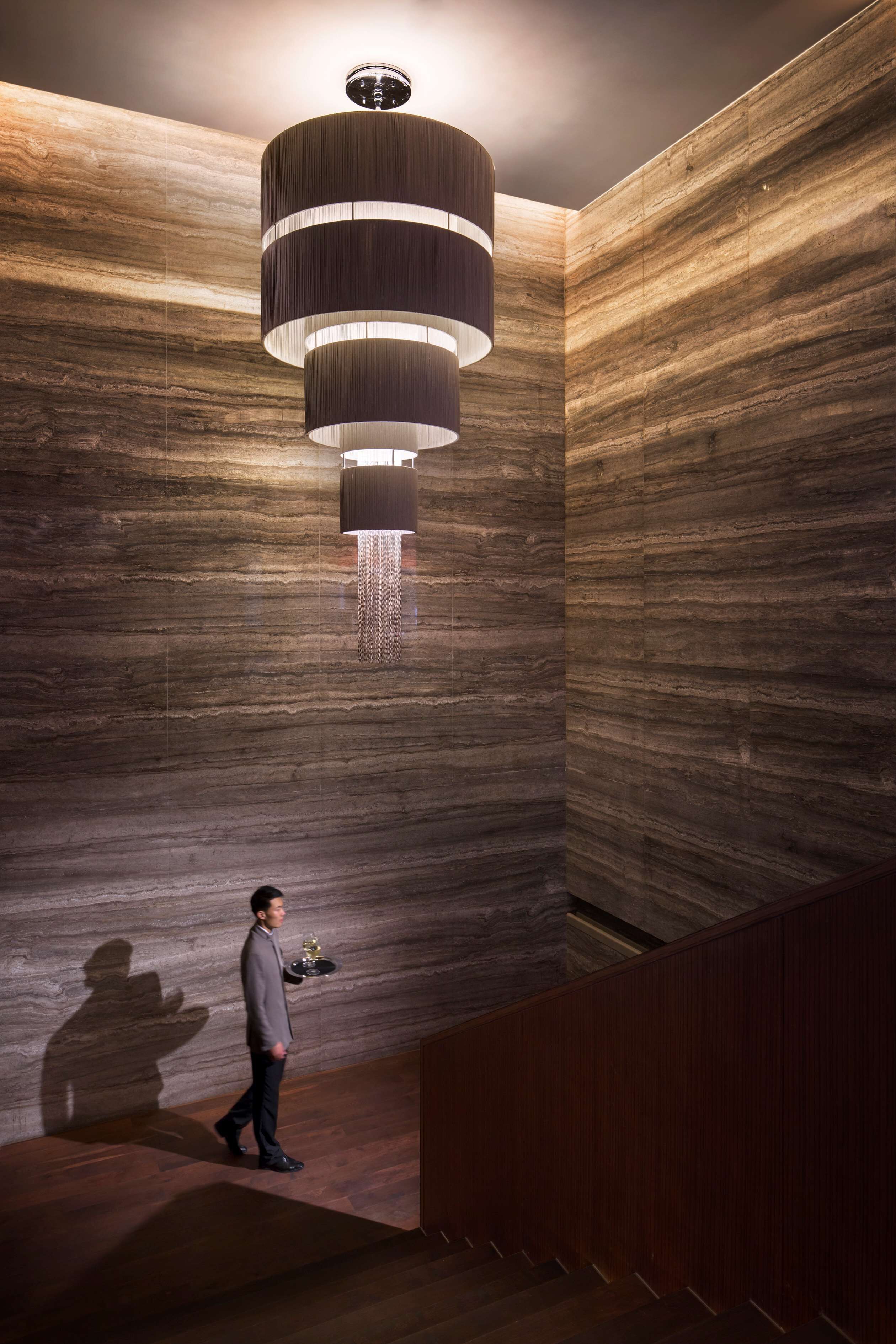 3 restaurants, breakfast, lunch, dinner served; asian cuisine