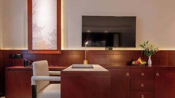 Minibar, in-room safe, desk, blackout drapes