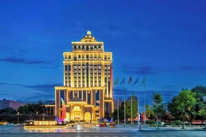 Unclassified image, 5 of 80, button - Nanxi Juyang Hotel (Yibin)