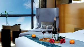 迷你吧、客房内保险箱、熨斗/熨衣板、高速上网