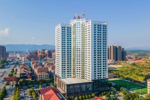 Huatian Hotel
