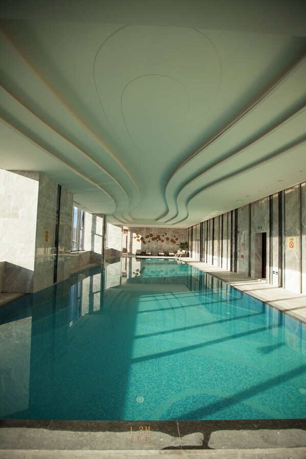 Indoor pool - Wanda Vista Kunming (Kunming)