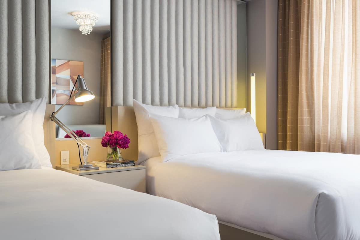 1 Schlafzimmer, hochwertige Bettwaren, Minibar, Zimmersafe