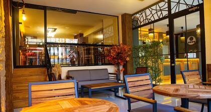 Emirtimes Hotel Kadikoy