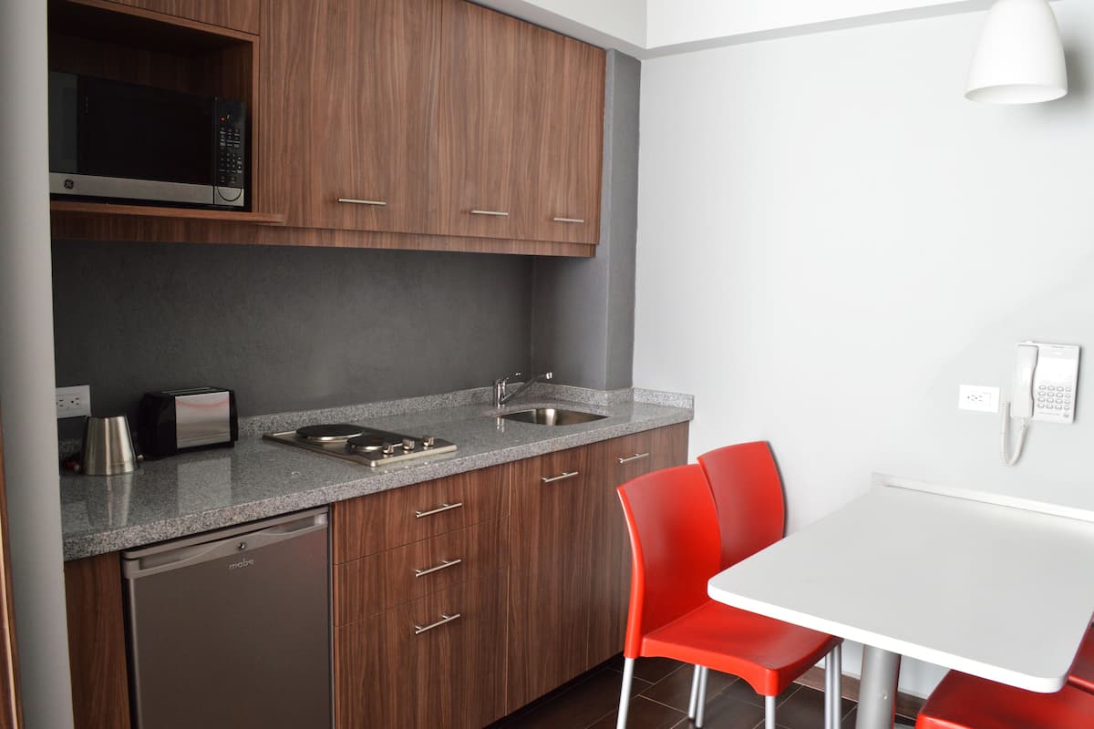 Private kitchenette