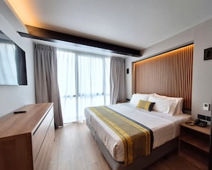 In-room safe, desk, soundproofing, iron/ironing board