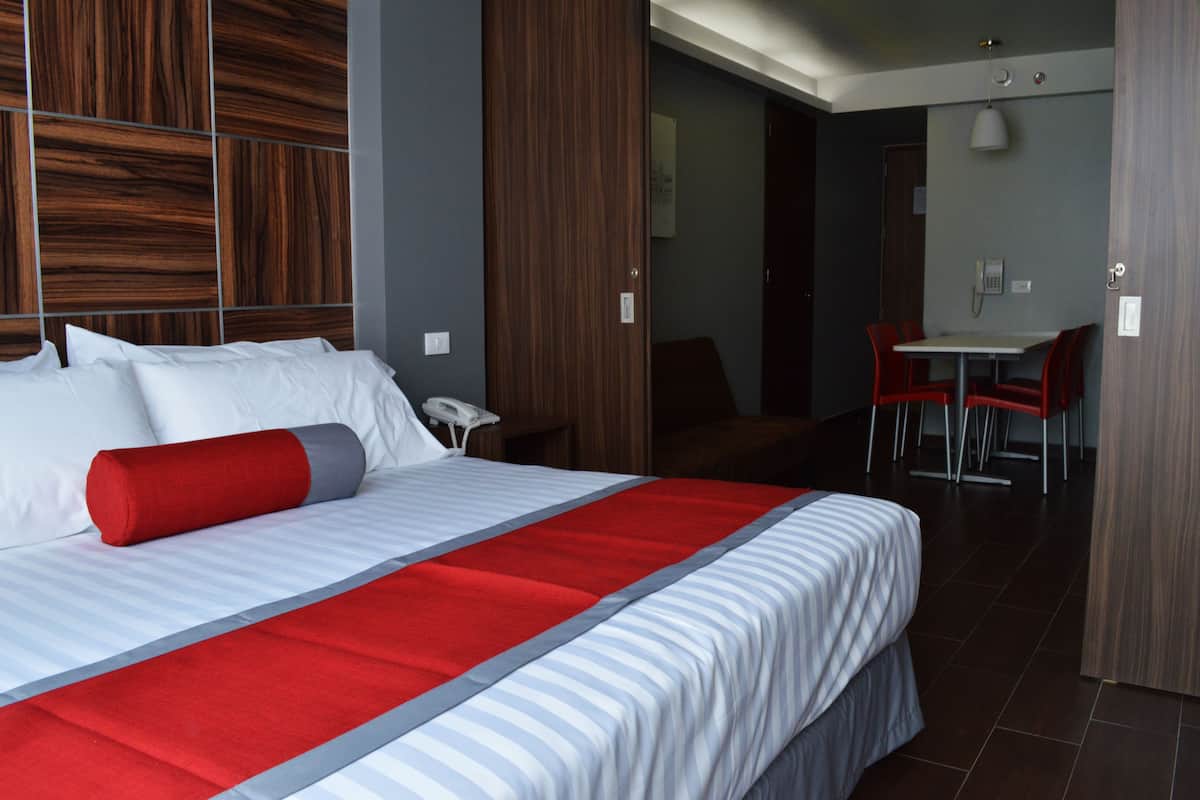 In-room safe, desk, soundproofing, iron/ironing board