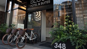 施設の正面