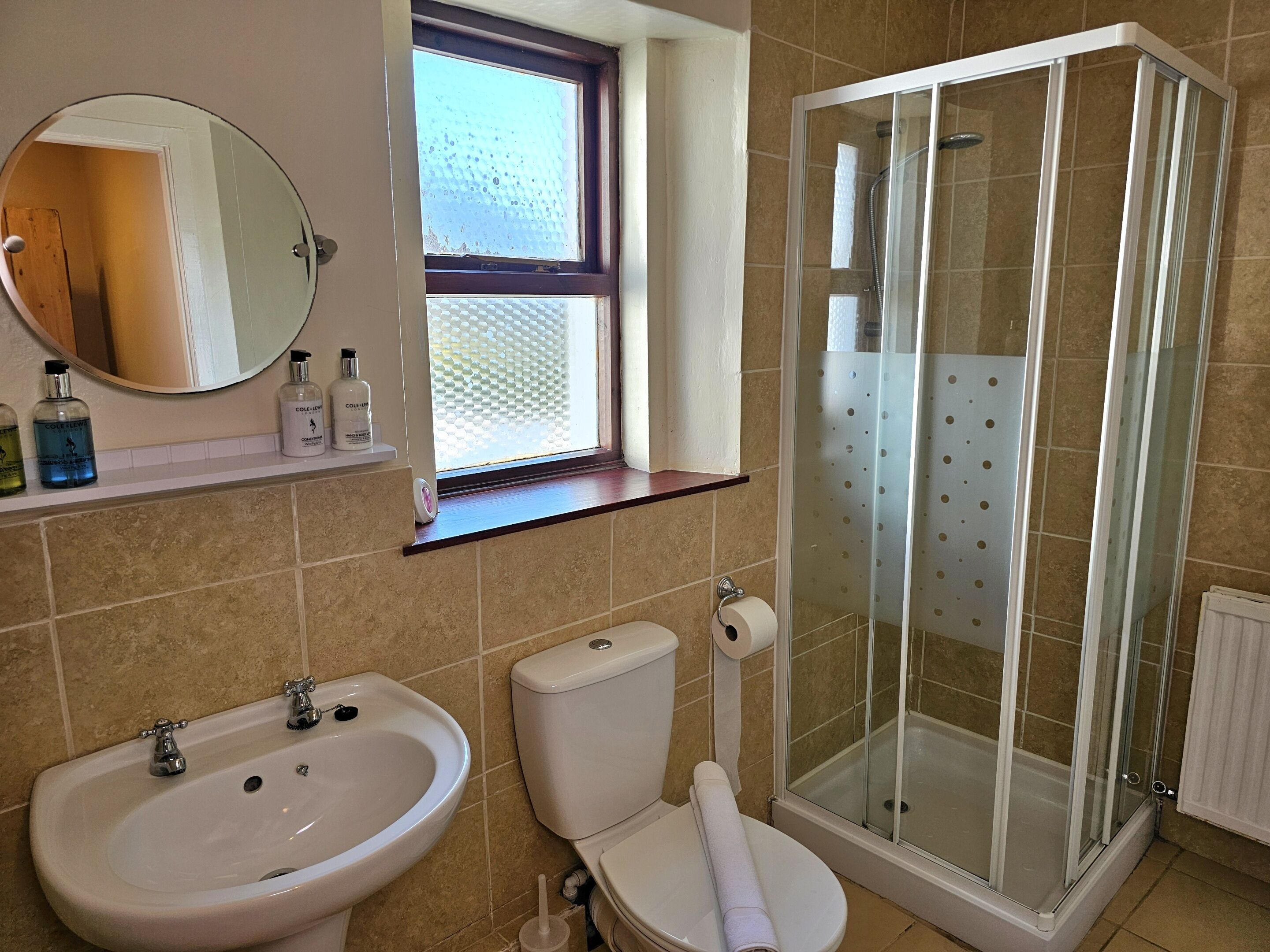 apartment, private bathroom | bathroom