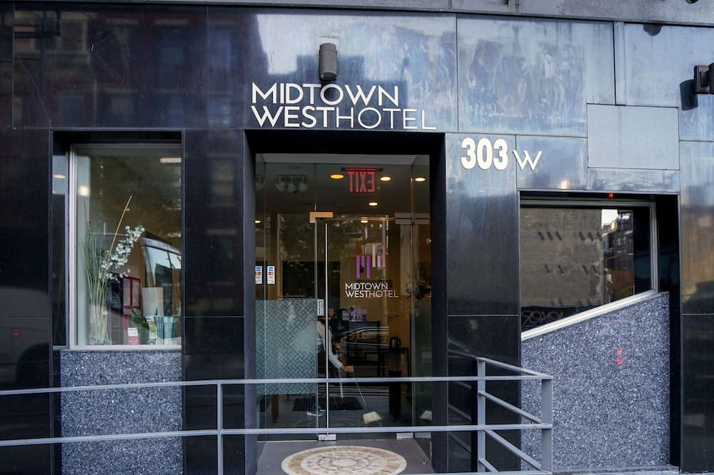 Midtown West Hotel